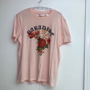 Forever 21 - Mens “Paradise” floral Crew Neck Top